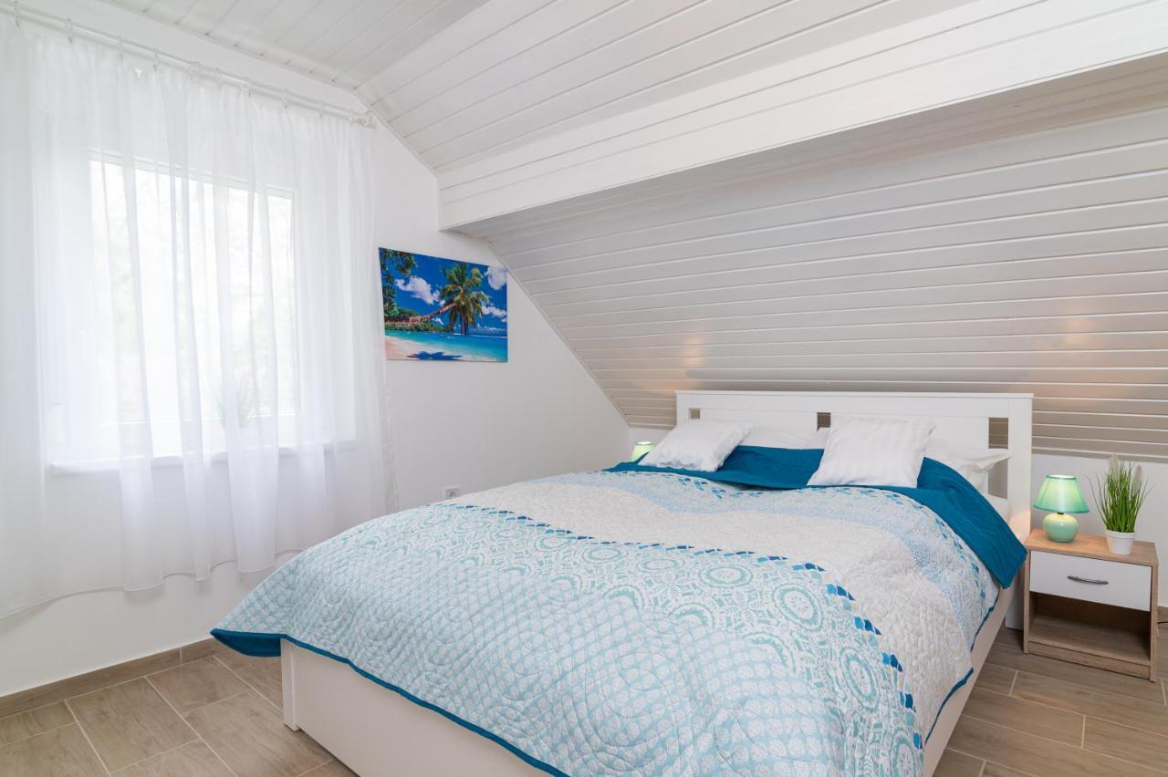 Eternity Apartmanhaz Keszthely Luaran gambar