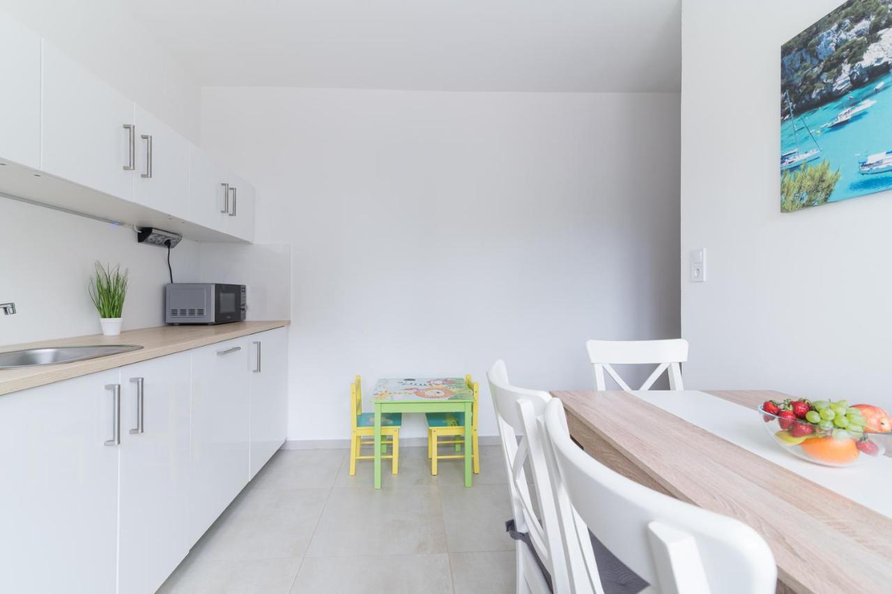 Eternity Apartmanhaz Keszthely Luaran gambar