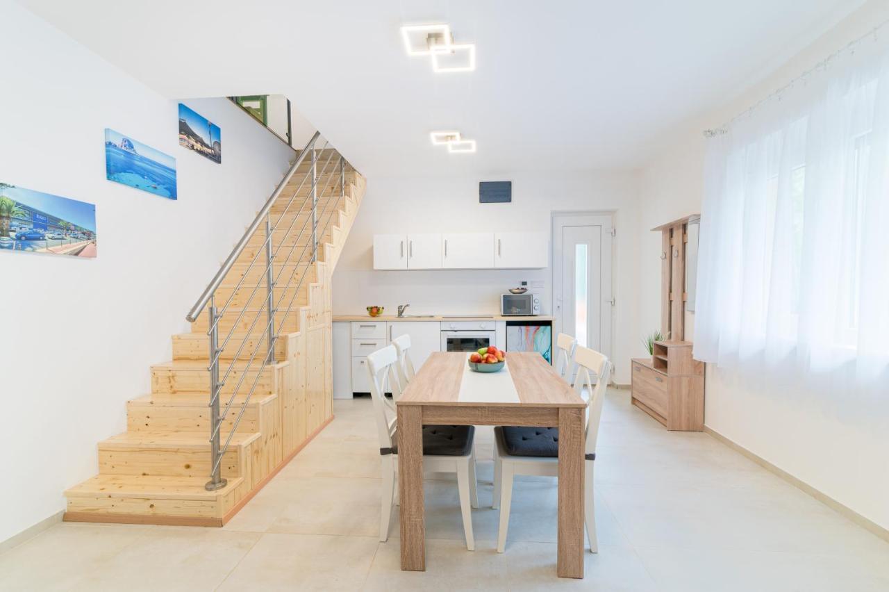 Eternity Apartmanhaz Keszthely Luaran gambar