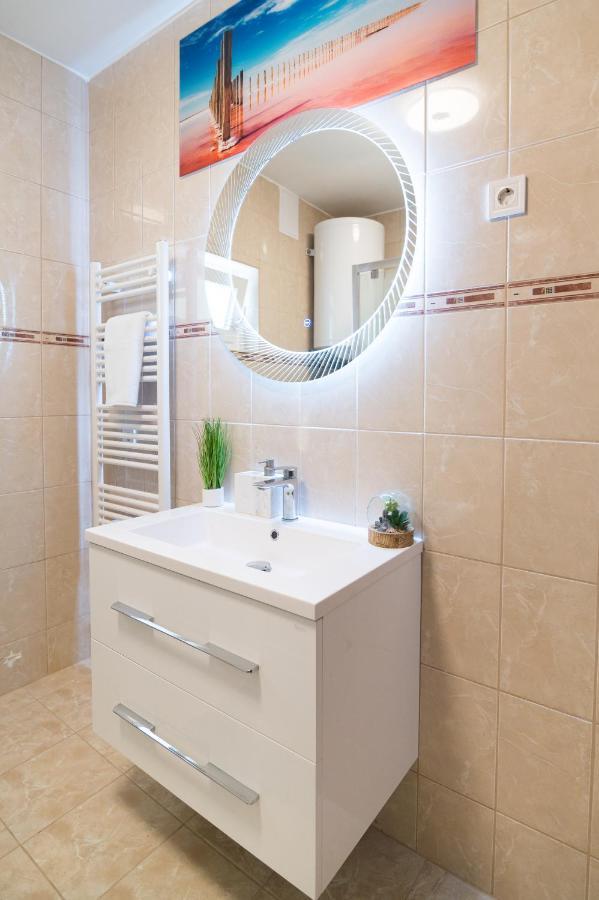 Eternity Apartmanhaz Keszthely Luaran gambar