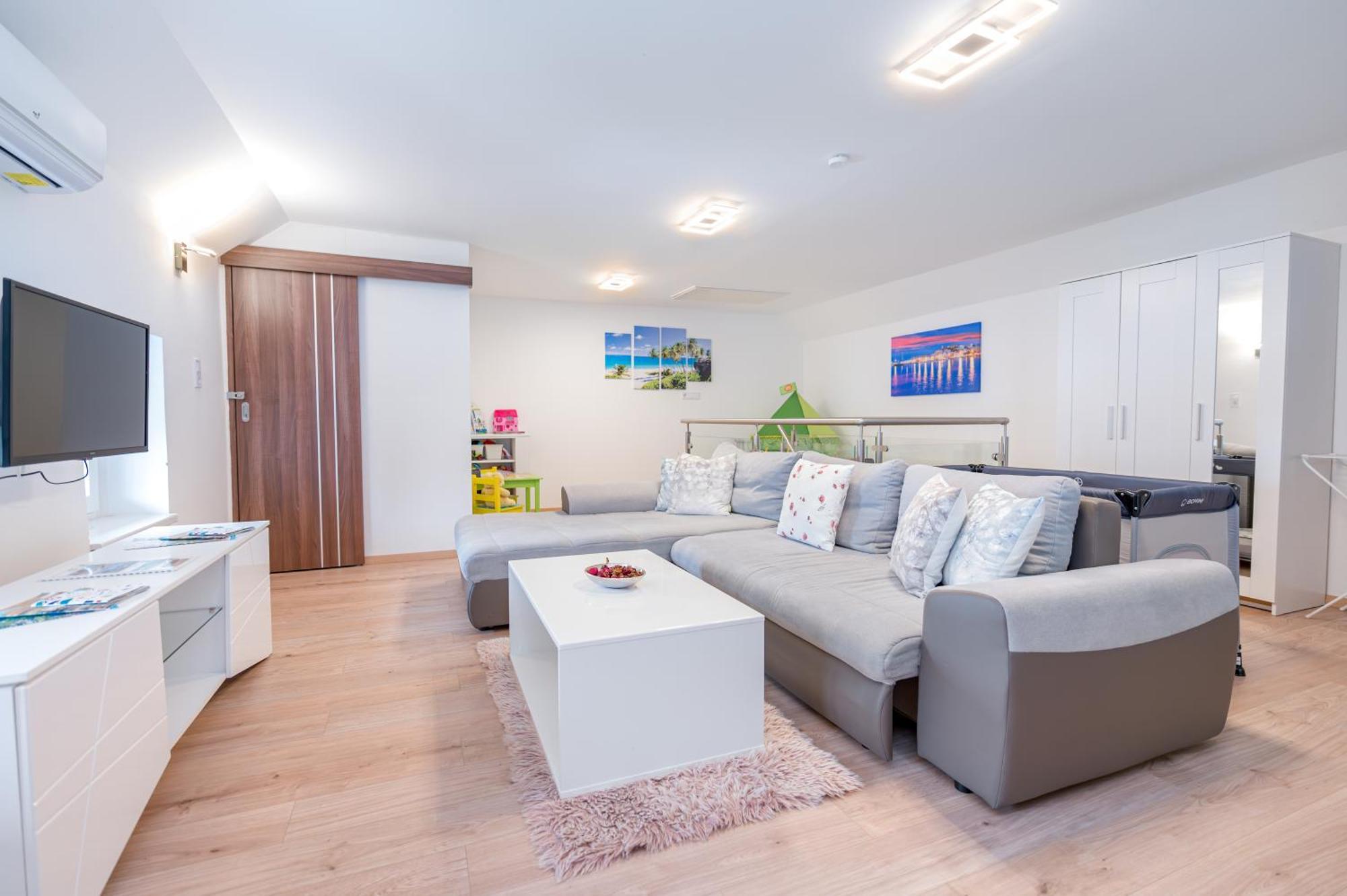 Eternity Apartmanhaz Keszthely Luaran gambar